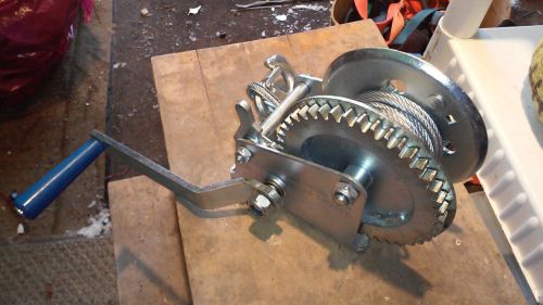 Chicago 1000 Lb Capacity Hand Winch