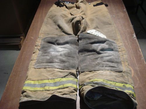 34x30 Pants Firefighter Turnout Bunker Fire Gear GLOBE.. ....05/04....P447