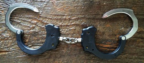 ASP Model 100 Chain Handcuffs (Black)
