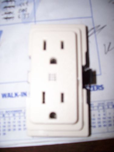 Cubicle Duplex Plugs