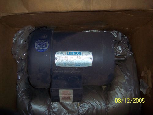 Leeson 575 Volt Electric Motor 110177.00 C6T17FC7C - Gray
