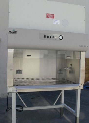 NUAIRE NU-425-400 4&#039; BIOLOGICAL SAFETY CABINET Class 2 Type A2 Hood