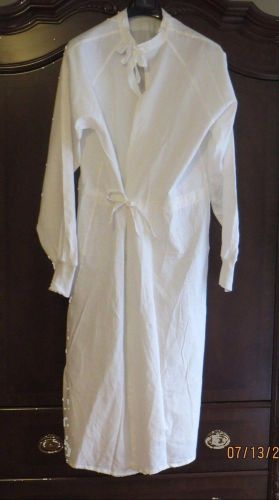 WHITE REUSABLE SURGICAL GOWN 100% cotton size large new