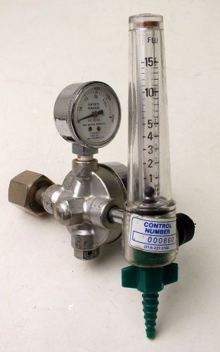 Airco COMPRESSED OXYGEN FLOW GAUGE REGULATOR Gas Control 3000psi 8410130