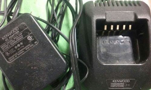 KENWOOD RADIO CHARGER KSC-25  WITH AC ADAPTER