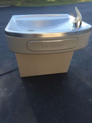 Elkay EZFS8 Commercial ADA Barrier Free Wall Mount Refrigerated Water Fountain