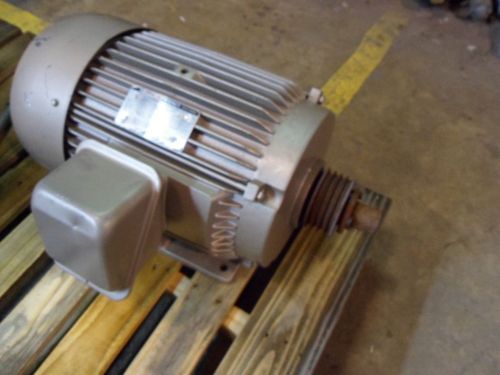 TOSHIBA HIGH EFFICIENCY 10HP MOTOR #9161040 256T:FR 230/460V RPM:1170 PH3 USED