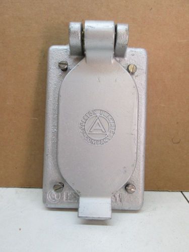 Appleton fsk-1vdr duplex receptacle 1 gang malleable iron cast cover vapor proof for sale