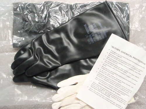2 Pr Chemical Resistant Gloves Surplus Antique Refinishing Painting Sandblasting