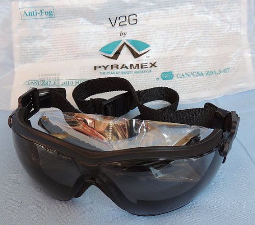 New pyramex safety glasses v2g-black frame gray lens-anti-fog for sale