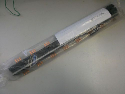 Merlin Gerin 14893 24-Way Comb Modular Bus Bar 2pcs