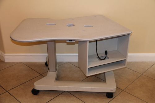 ADJUSTABLE MOTORIZED POWER TABLE FOR MEDICAL EQUIPMENTS