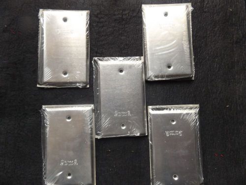 Lot 10 Thomas &amp; Betts Steel City Single Blank Covers SP41-G/ 25151