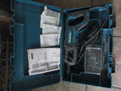 Makita HR2475 SDS Plus Rotary Combination Hammer Drill. w/ Case, Anchors &amp; Bits