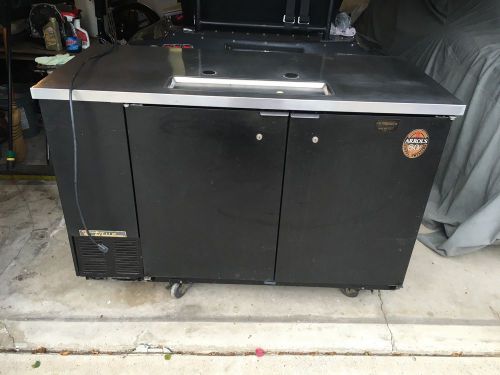 True tdd-2 underbar beer cooler refrigerator / kegerator 2 keg capacity w/ co2 for sale