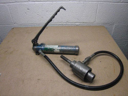 Greenlee 767 Hydraulic Knockout Hand Pump And 746 Ram USED FREE SHIPPING