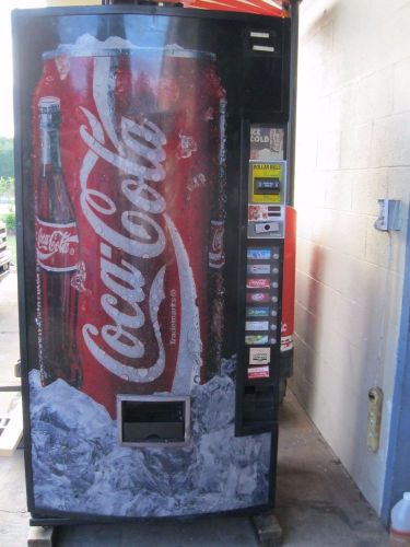 Dixie Narco 368 Coca-Cola Drink Machine