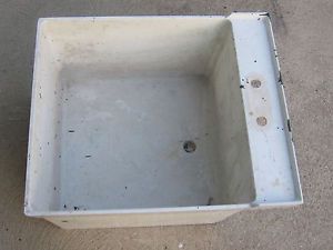 Utility Tub