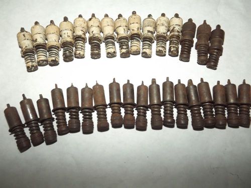 33 Original Vintage CLECO Stlyed Aircraft Sheet Metal Fasteners 3/32&#034; &amp; 3/16 3H