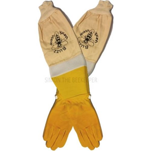 Childrens superior beekeeping gloves with extra protection - age 6-9 for sale