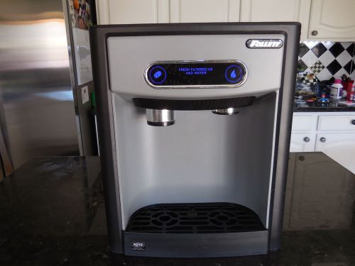 Follett 7C|100A Contertop Ice Maker and Water Dispenser w/ 7lbs Storage 115v