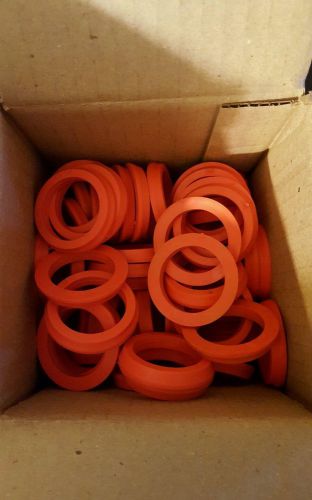 100 Kearney 1765TPRU Red Rubber Tapered Reducer Washers 1 1/2&#034; x 1 1/4&#034;