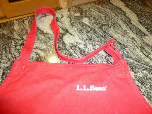 L.L. Bean APRON. 3 Pocket  RED