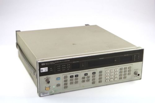 HP 8657A Signal Generator