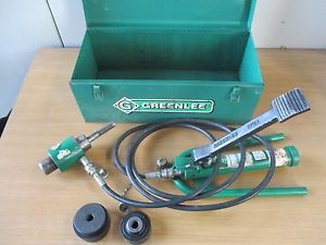 GREENLEE FOOT PUMP 1725 HYDRAULIC KNOCKOUT RAM 1/2&#034; TO 2&#034; Slug buster W/toolbox