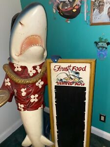 Shark Butler With Tray And Menu Board