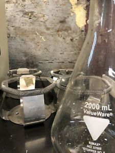 2000 ML INCUBATOR SHAKER FLASK CLAMPS, LOT OF 4.