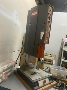 Ultrasonic Welder BRANSON 8400 Series 120v Plastic Ultra Sonic Powers On