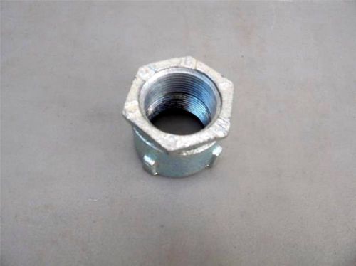 Thomas &amp; betts - 678 1 1/4&#034;  3-piece coupling, zinc plated malleable iron,  new for sale