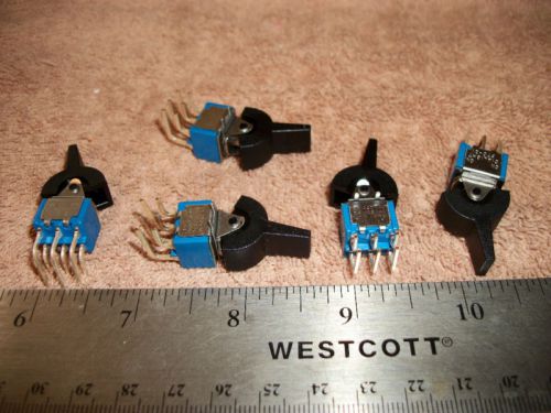 LOT OF MINI DIALIGHT ON/ON DPST PADDLE SWITCHE! A
