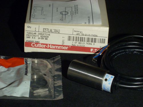 NEW Cutler-Hammer Eaton E57LAL30A2 Tubular Inductive Proximity Sensor 20-250 VAC
