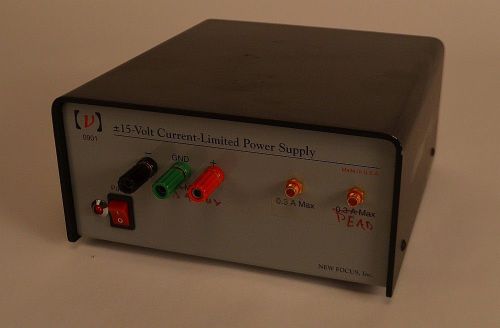 New Focus 901 ±15 Volt Current Limited Power Supply