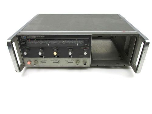 USED Agilent HP 8620C Sweep Oscillator Mainframe (w/ Broken &#034;CW MARKER&#034; Knob)