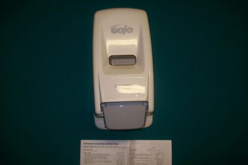 Gojo Dispensers - 9034-12 - SEPTLS315903412 NEW WITH INSTRUCTIONS