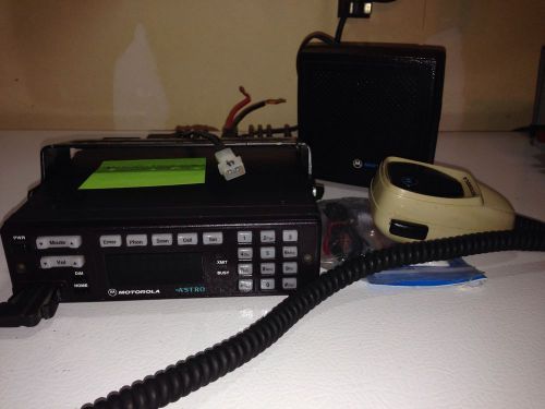 Astro spectra w7 - analog &amp; digital 800mhz, 1meg, trunking package - works great for sale