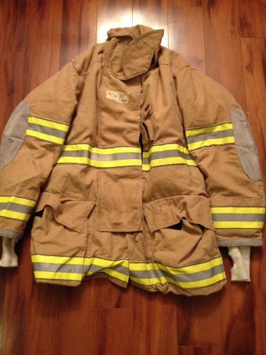 Firefighter turnout / bunker gear coat globe gx-7 size 43-c x 35-l 2004&#039; for sale