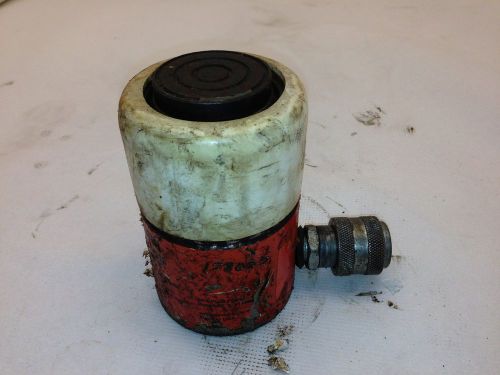 (1) used power team spx c251c cylinder, 25 ton, 1&#034; stroke for sale