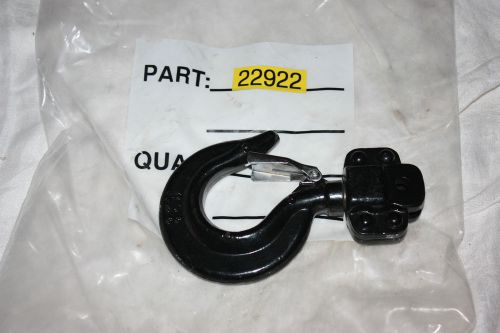Cooper Hand Tools Model# 22922 Latched Swivel Hoist Hook 1 1/2Ton NEW