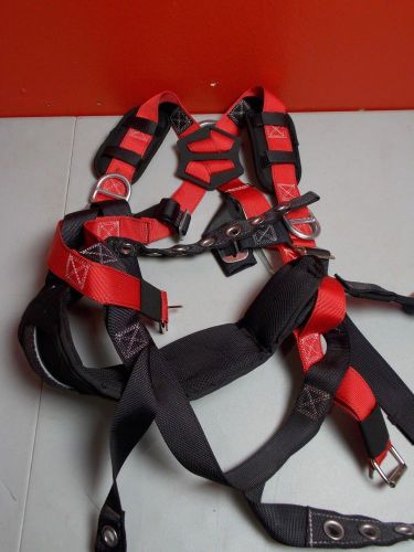 Gaurdian fall protection sixe xs model no. 999902  2010  j808 for sale