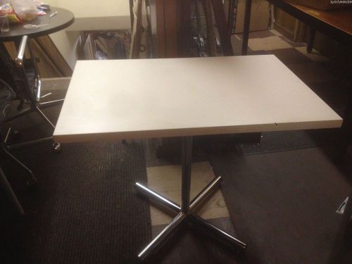 Herman Miller Table Authentic Good Quality and condition