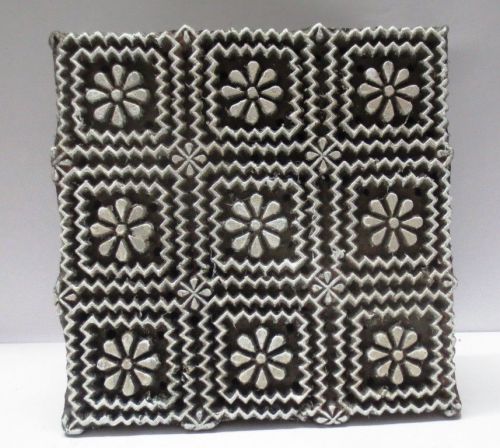 INDIAN WOODEN HAND CARVED TEXTILE PRINTING ON FABRIC BLOCK / STAMP DESIGN HOT 26