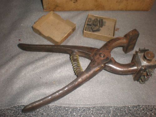 Antique animal tatoo pliers/machine,  13 letters. in box vintage agriculture