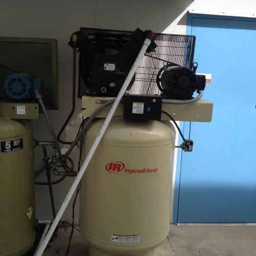 10 hp 3 ph 200 volt ingersoll rand air compressor cbv222341 great condition for sale
