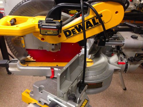 Dewalt dw718 12-inch double-bevel slide compound miter saw for sale