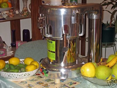 JUICE FRUIT/VEGETABLE EXTRACTOR-BETTER THEN-RUBY QUALTY
