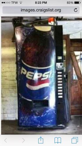 DIXIE NARCO 600E Multi Price Bottle Can Vending Machine w/ Pepsi Graphic